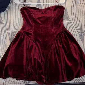 Windsor Deep Red Strapless Dress